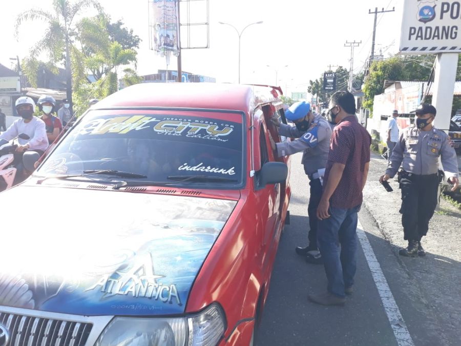 Polsek Padang Timur Gelar Operasi Yustisi, Kapolsek: Ada 17 Pelanggar Tidak Pakai Masker